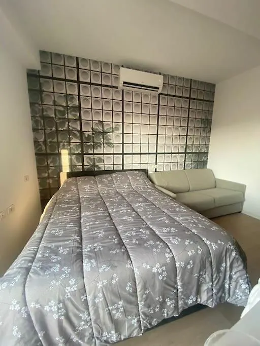 Elida Central Studio Apartment Tirana